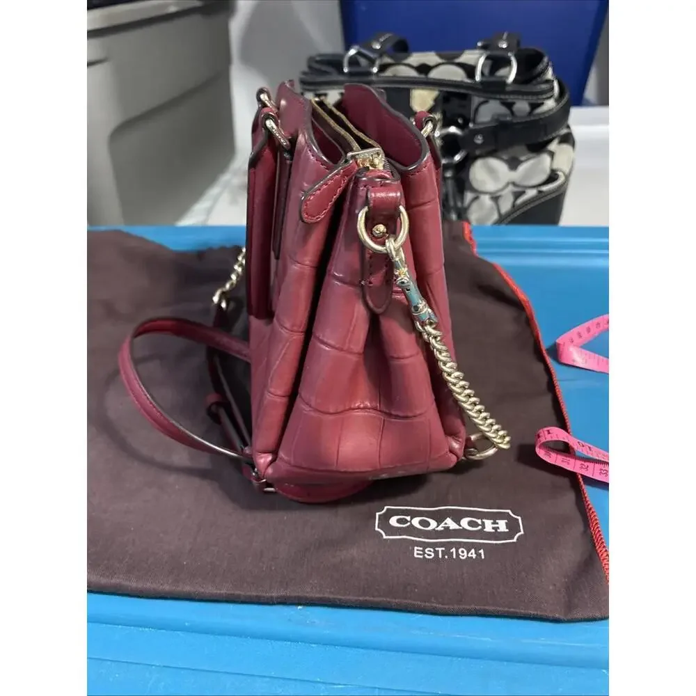 Coach Crocodile Leather Handbag Shoulder Bag Red‎ Beautiful